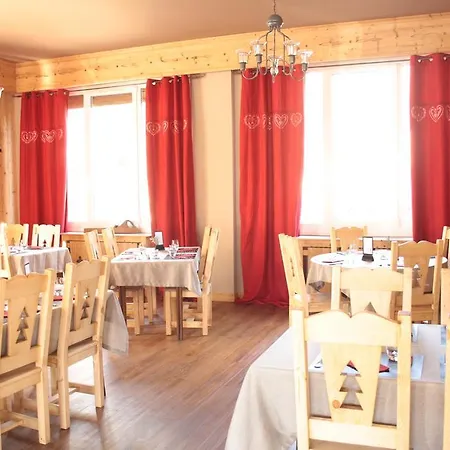 Hotel Restaurant L'Apres Ski ג'רארדמר